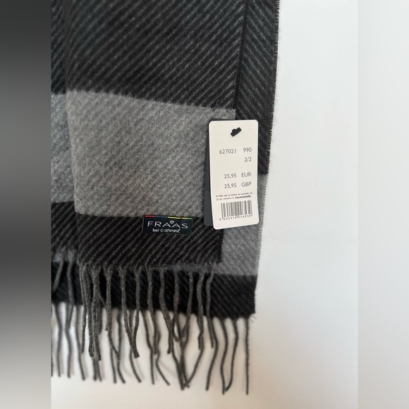 Brand new Cashmink scarf - Picture 3 of 3